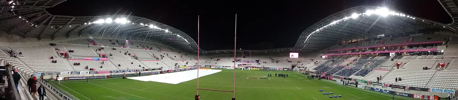 Le Stade Jean-Bouin vu de nuit